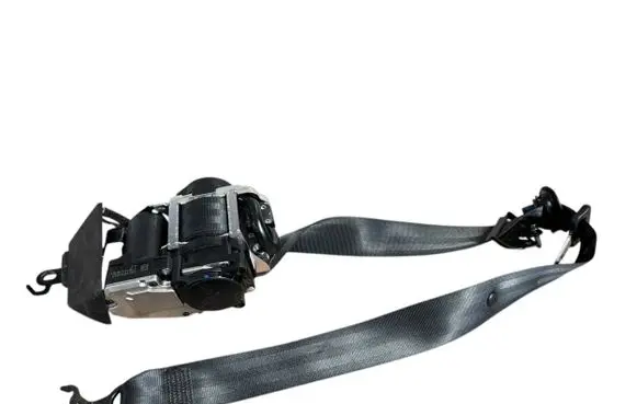 Volvo XC90 Front seatbelt 636903200D P031675952 645796800E