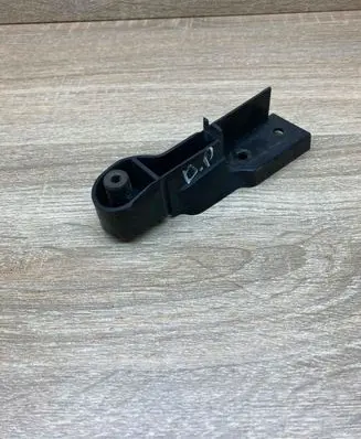 Audi A6 S6 C6 4F Front bumper mounting bracket 4F0807772