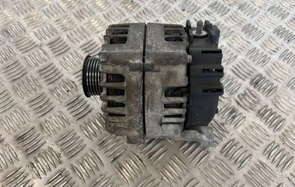 BMW X1 E84 Generator/alternator 7802261