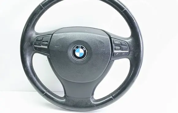BMW 5 F10 F11 Steering wheel 9229480 93648601C 12061L4M