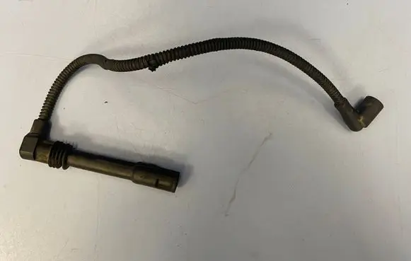 Audi A4 S4 B5 8D Ignition plug leads 06A035255A