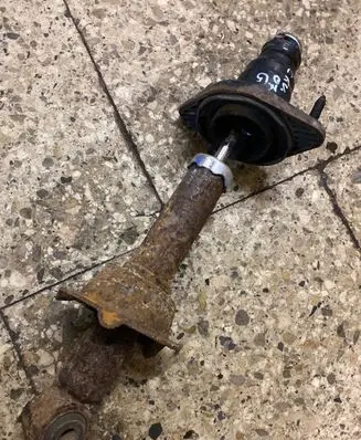 Honda CR-V Rear shock absorber/damper