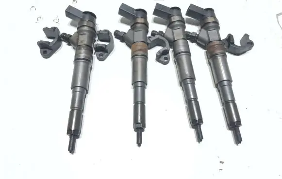 BMW X3 E83 Fuel injectors set 7793836