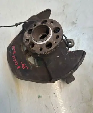 Mercedes-Benz B W245 Front wheel hub spindle knuckle 21312