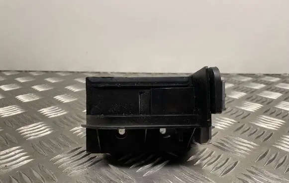 BMW X5 F15 Parcel shelf load cover mount bracket 9928100