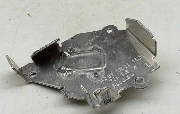 Mercedes-Benz GLB X247 Rear glass lock/latch Q875 767771111E