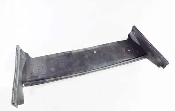 Volvo XC70 Radiator trim 9151897