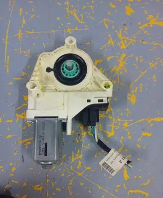 Audi A6 S6 C6 4F Rear door window regulator motor 4F0959802C 1101997000201