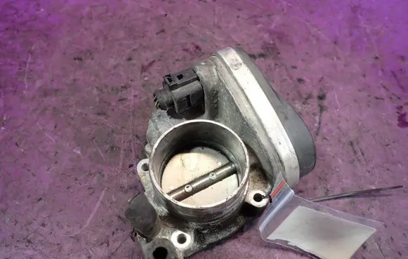 Audi A3 S3 8P Throttle body valve 