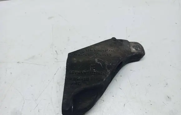 BMW 3 E90 E91 Engine mounting bracket 6760320