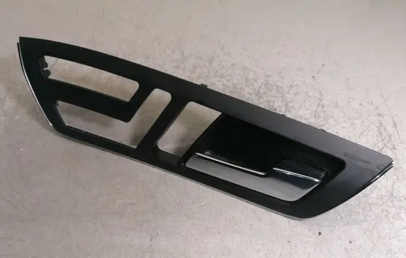 Mercedes-Benz S W221 Other front door trim element A2217205848 2217205848