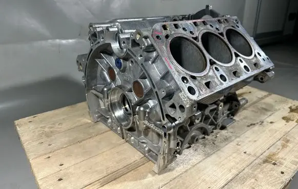 Porsche Macan (95B) Engine block 9461011114R 9461011137R