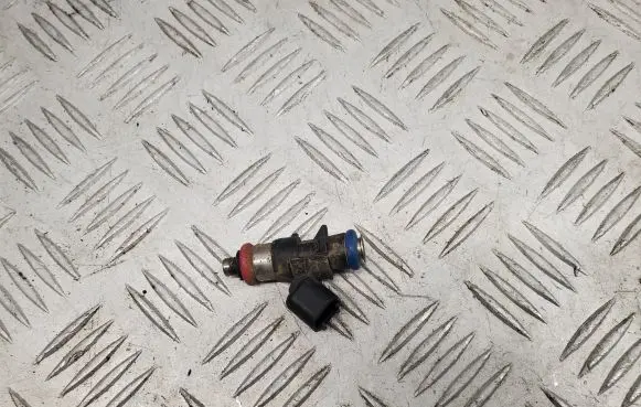 Dodge RAM 1500 DS Fuel injector 05281239AA