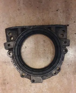 Volkswagen Transporter - Caravelle T4 other engine part 055103173B