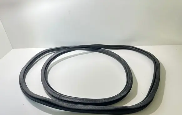 Audi A4 S4 B8 8K Front door rubber seal 8K0831721E