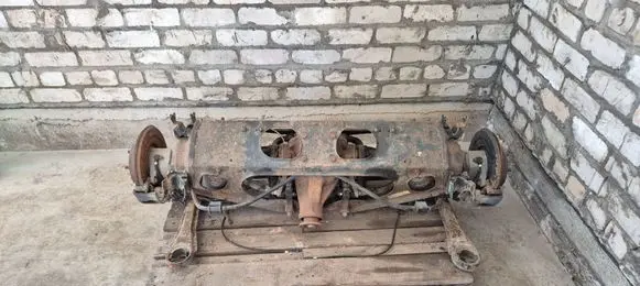 Aston Martin DB7 Rear axle beam with reductor 