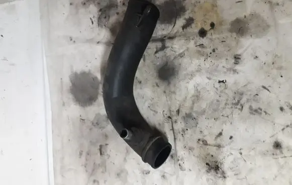 Volvo XC90 Intercooler hose/pipe 30714480