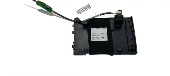 Volkswagen Golf VII USB socket connector 5G0864221A 29014
