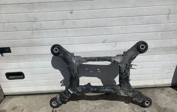 Mercedes-Benz GLE (W166 - C292) Rear subframe 1663505900