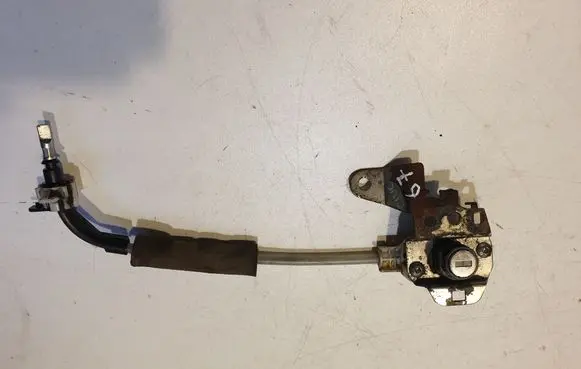 Honda Civic Tailgate exterior lock 