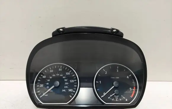 BMW 1 E81 E87 Speedometer (instrument cluster) 698353201 100111122 102498244