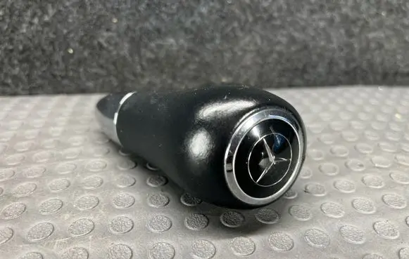 Mercedes-Benz A W169 Gear lever shifter trim leather/knob 