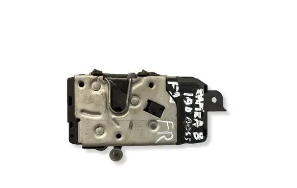 Opel Zafira B Front door lock 13220368