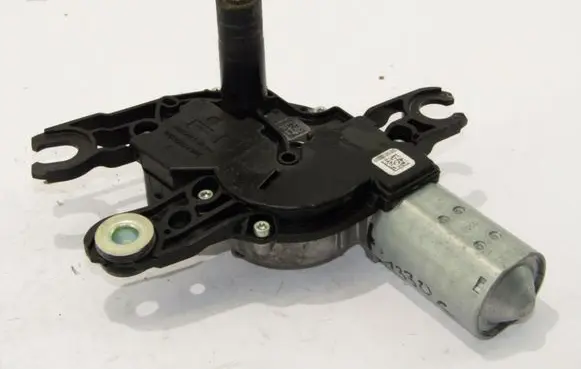 Volkswagen Golf VI Rear window wiper motor 5G0955711