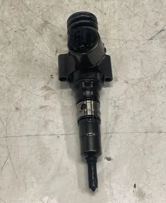 Audi A3 S3 8P Fuel injector 0414720404