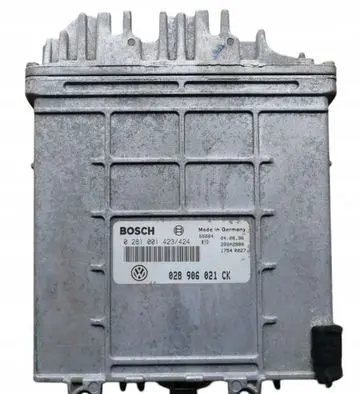 Volkswagen PASSAT B4 Engine control unit/module 028906021CK