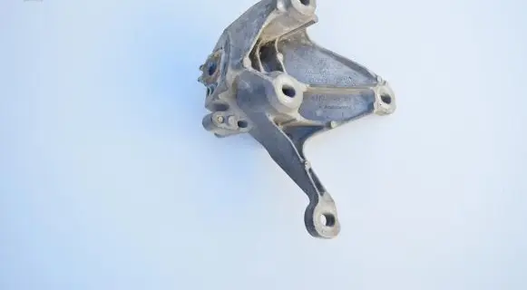 Audi A8 S8 D4 4H Gearbox mounting bracket 4H0399113E