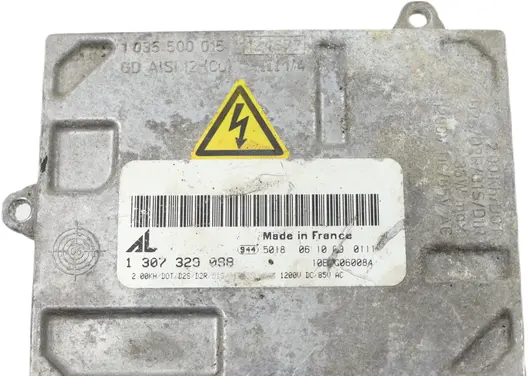 Volvo V50 Headlight ballast module Xenon 1307329098 10EEG060084