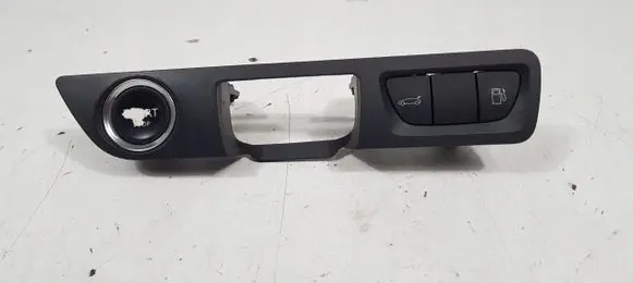 Peugeot 508 Fuel tank opening switch 96661584XT