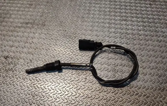 Volkswagen Crafter Exhaust gas temperature sensor 070906088