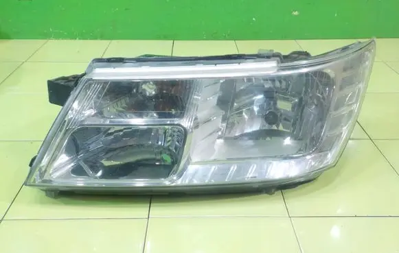 Dodge Journey Headlight/headlamp PRZOD