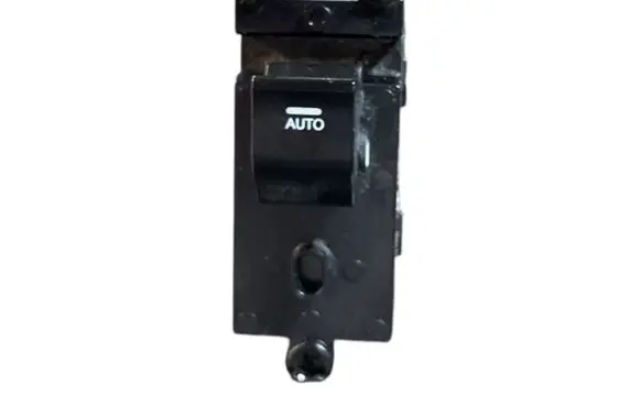 Hyundai i40 Electric window control switch 935753Z200