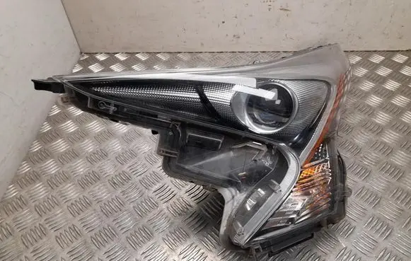 Toyota Prius (XW50) Headlight/headlamp 8118547691