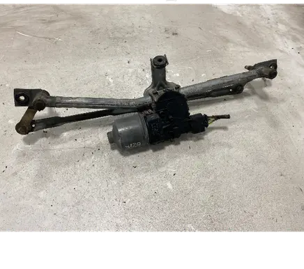Skoda Fabia Mk1 (6Y) Front wiper linkage and motor 0390241524 6Q1955119A