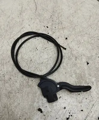 Opel Meriva A Engine bonnet (hood) release handle 13128233