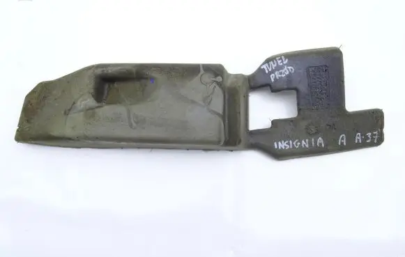 Opel Insignia A Other center console (tunnel) element 13310734