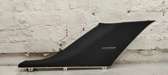(D)pillar trim (top)