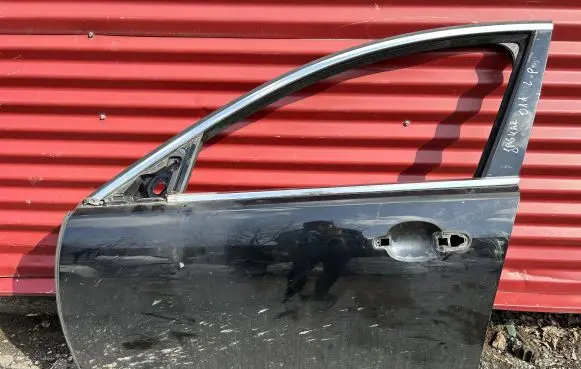 Jaguar XF X250 Front door