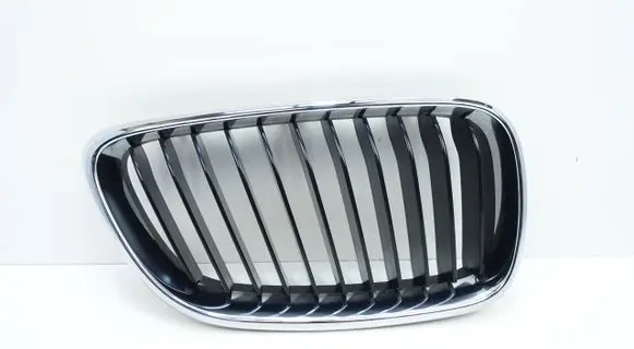 BMW 2 F22 F23 Front grill 51137295522