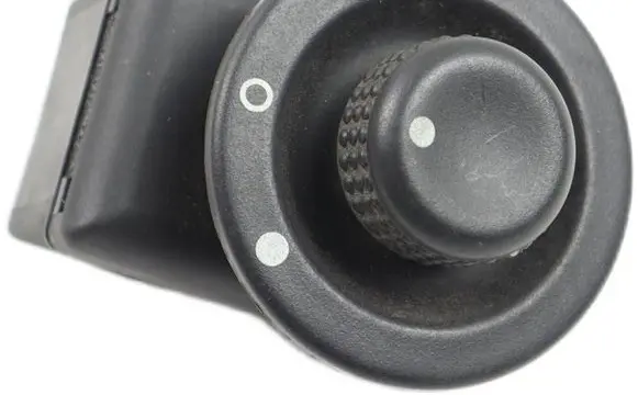 Renault Laguna II Wing mirror switch 8200002442A