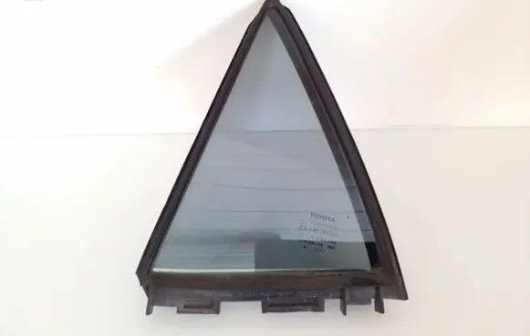 Toyota Auris 150 Rear vent window glass 43R00048