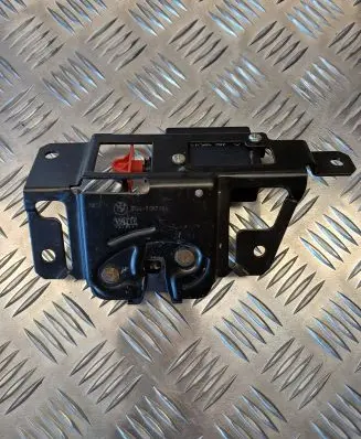 BMW X3 E83 Tailgate/trunk/boot lock/catch/latch 7057364