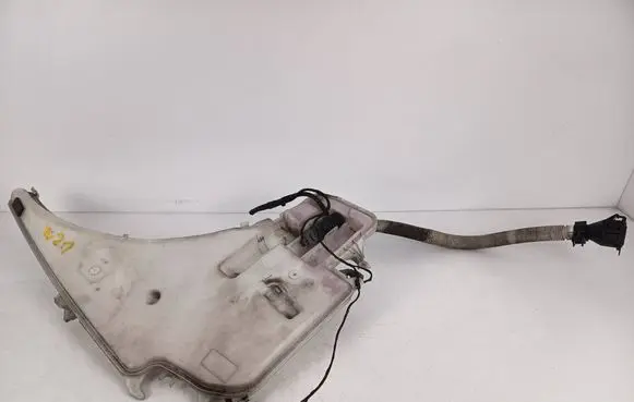 BMW 1 E82 E88 Windshield washer fluid reservoir/tank 7229537