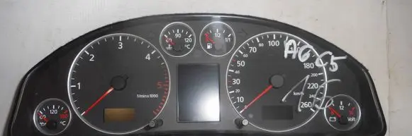 Audi A6 S6 C5 4B Speedometer (instrument cluster) 4B0920933G
