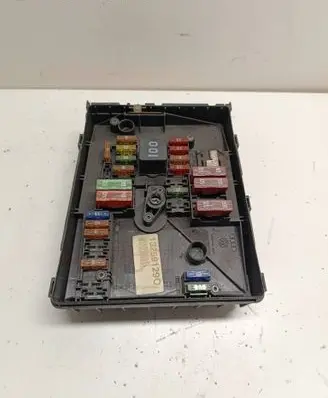 Volkswagen Golf VI Fuse module 1K0937125C 017183073
