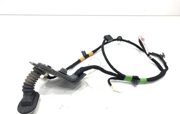 Mazda 3 II Rear door wiring loom 